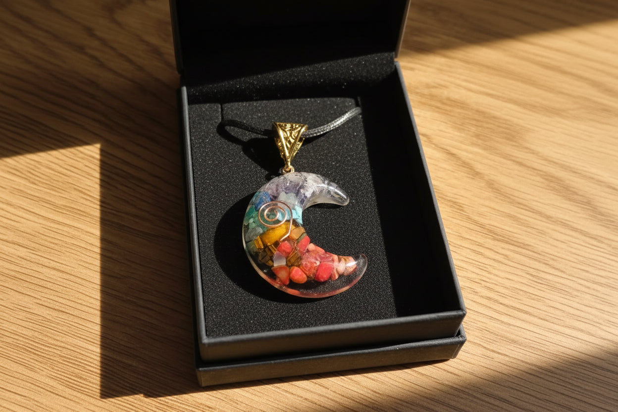 Chakren Anhänger (halbmond) mit Band, Energiefluß