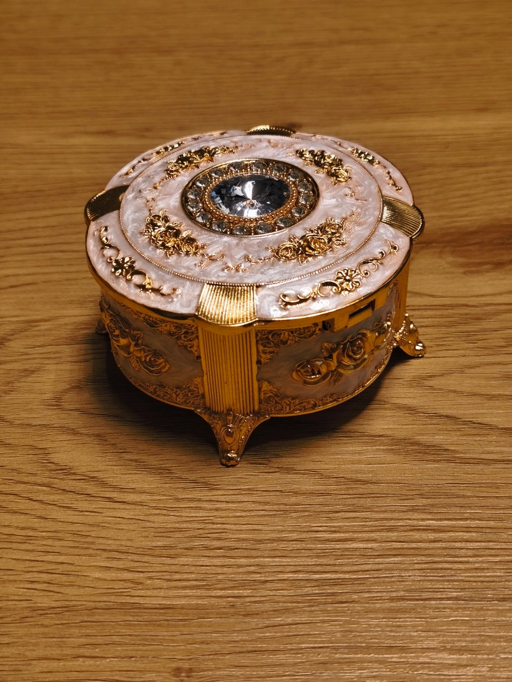 Schmuckdose Rund mit Stein Vintage/Barock Stil