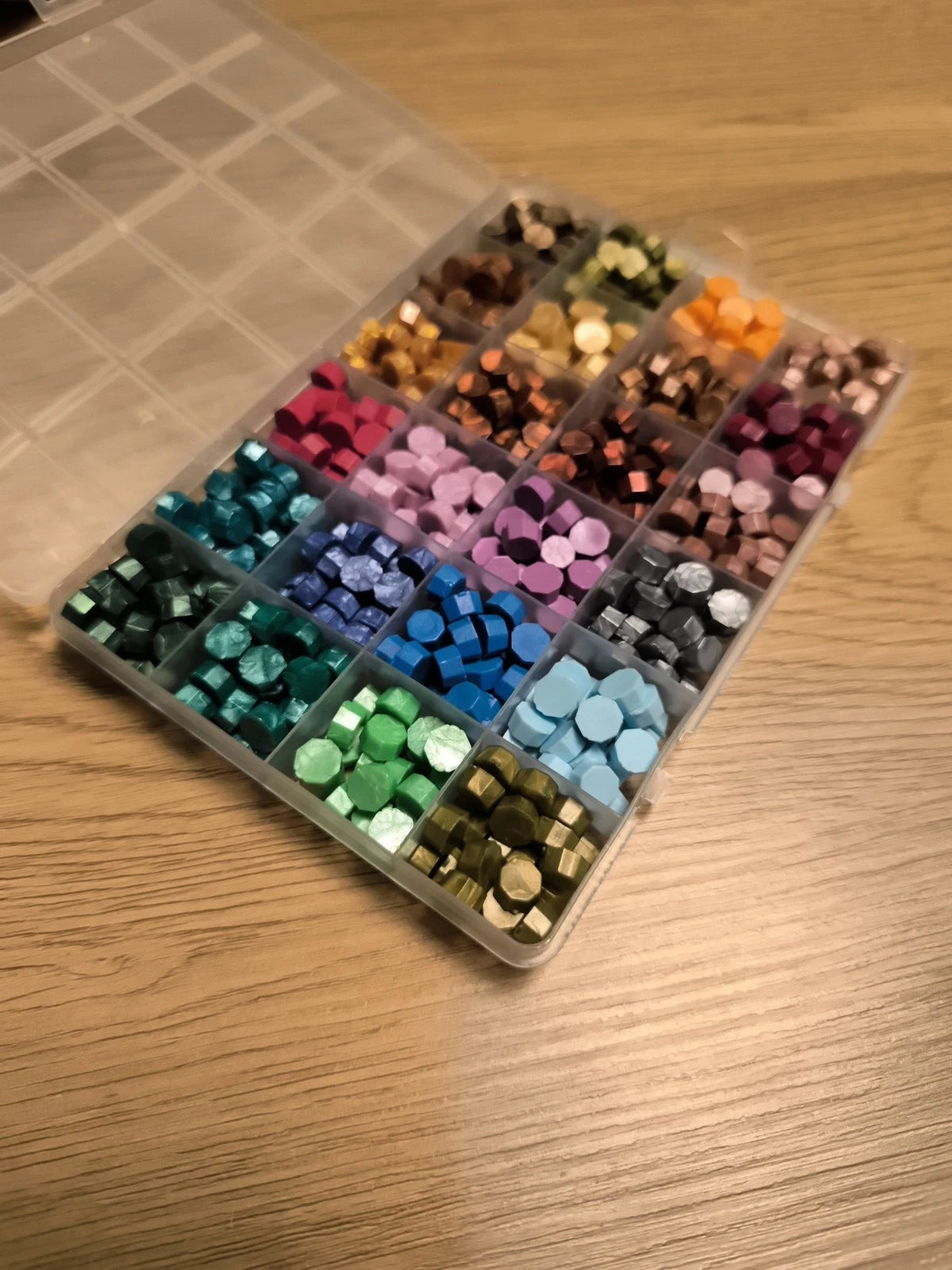 Siegelwachs Pellets - 24 Farben 600stk.